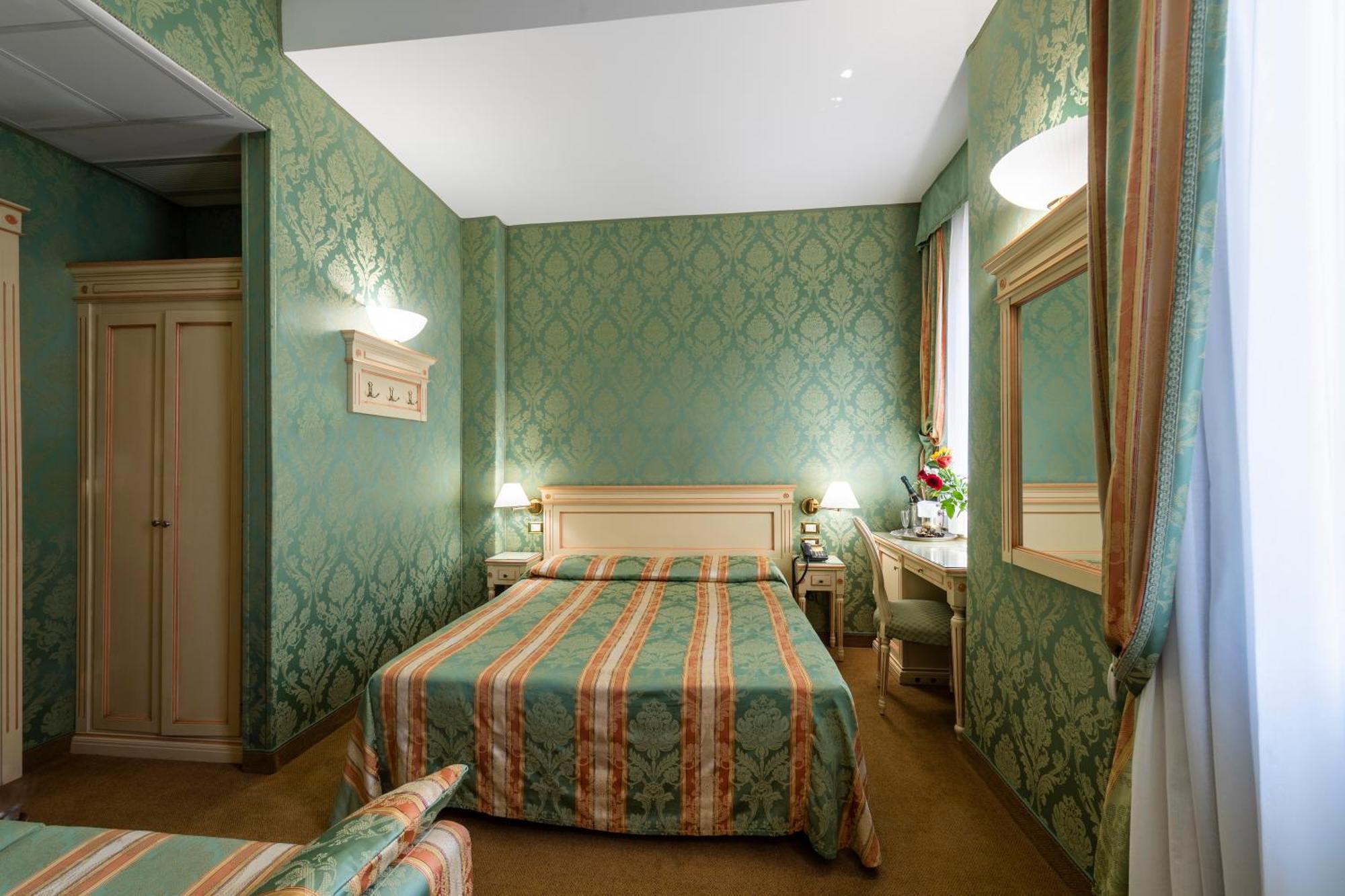 Superior Double Room,1209268804:JPEG